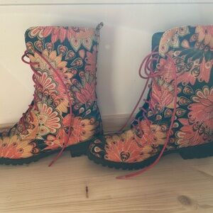 Floral Lace-Up Boots